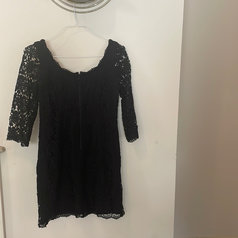 White House Black Market Lace Dress 3 quarter sleeve